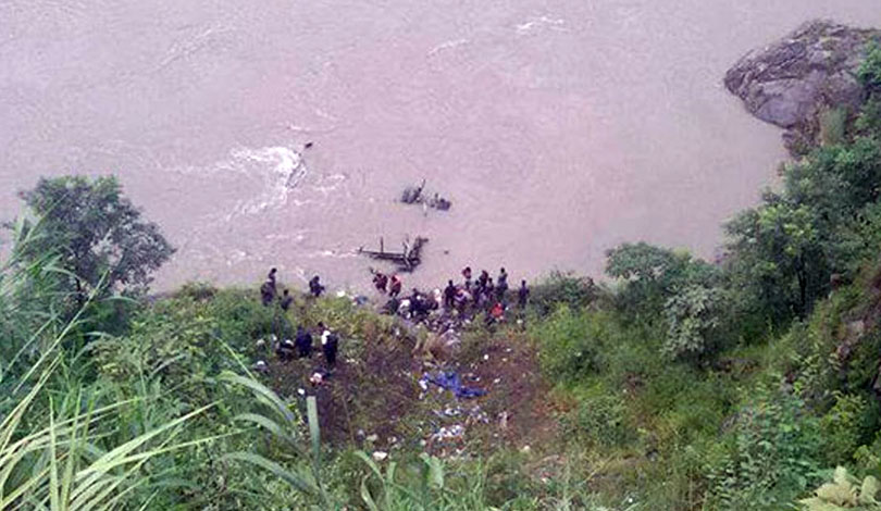 Bus-Accident-at-Chitwan