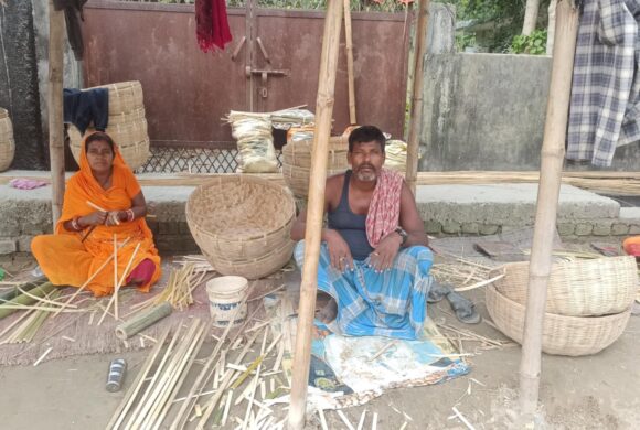 छठ लक्षित बाँसको सामग्री बनाउन मरिक समुदाय ब्यस्त